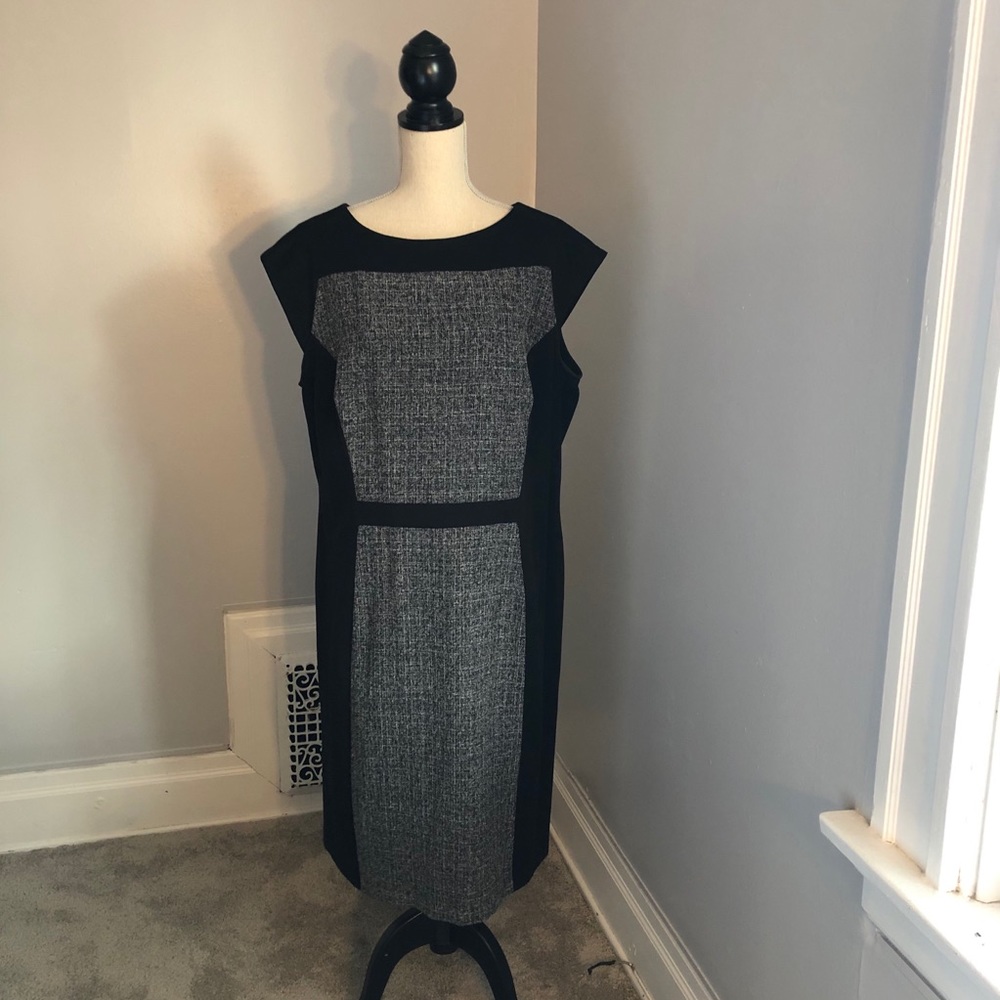 Anne Klein Sheath Dress Size 18W